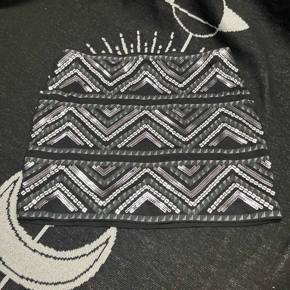 Sequined Black and silver mini Skirt